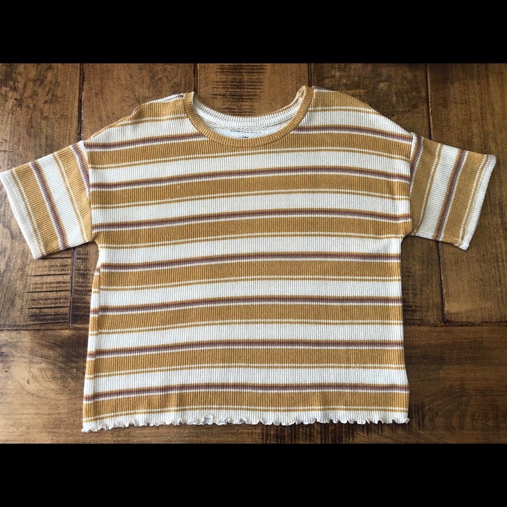 American Eagle Baby Doll Slightly Cropped Tee